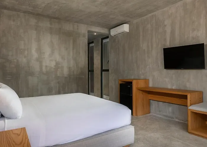 The 44, Fabulous For 19 Guests In Pousada *